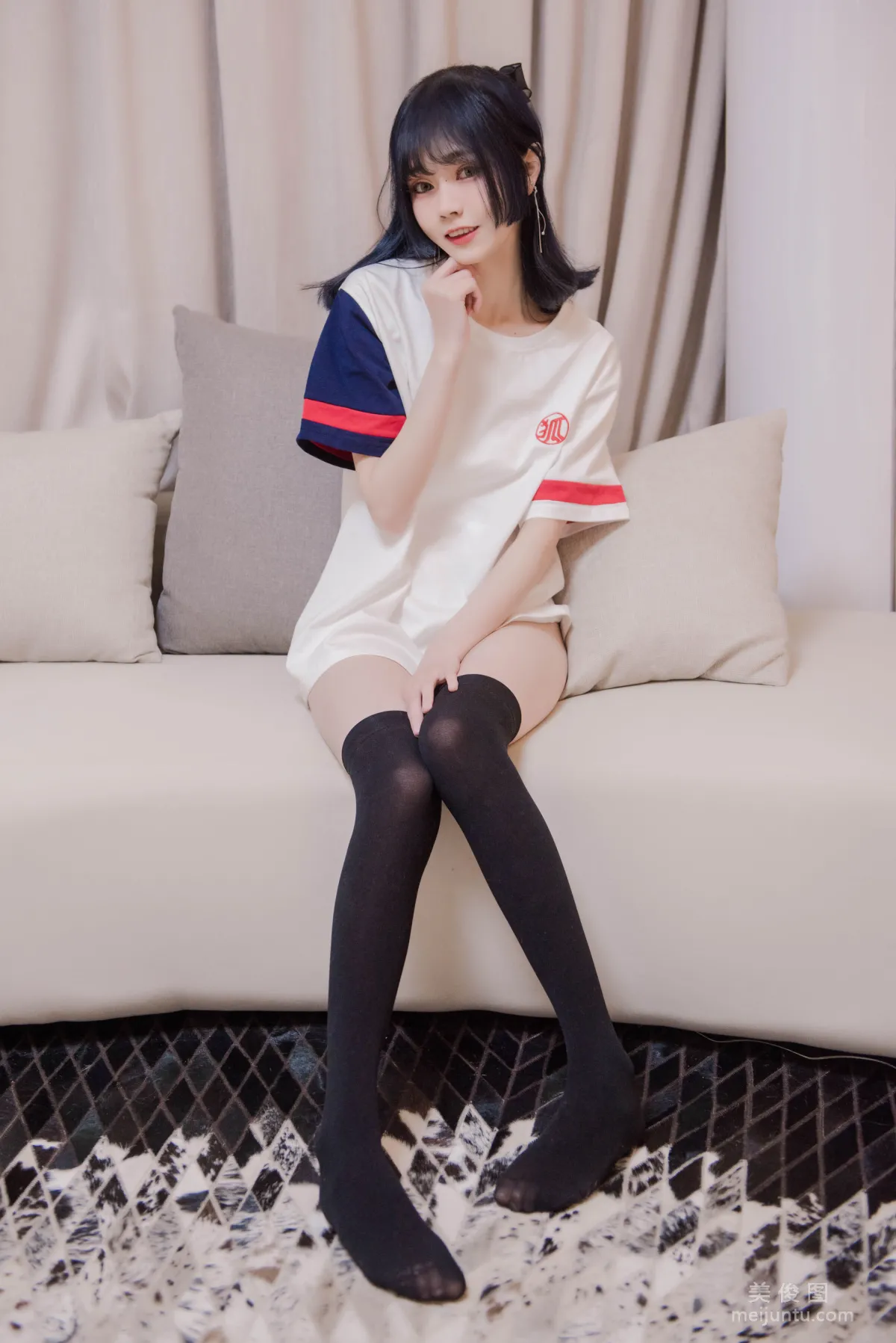 [美女Coser] 小妖精你的負卿 《居家私服2》 寫真集 2
