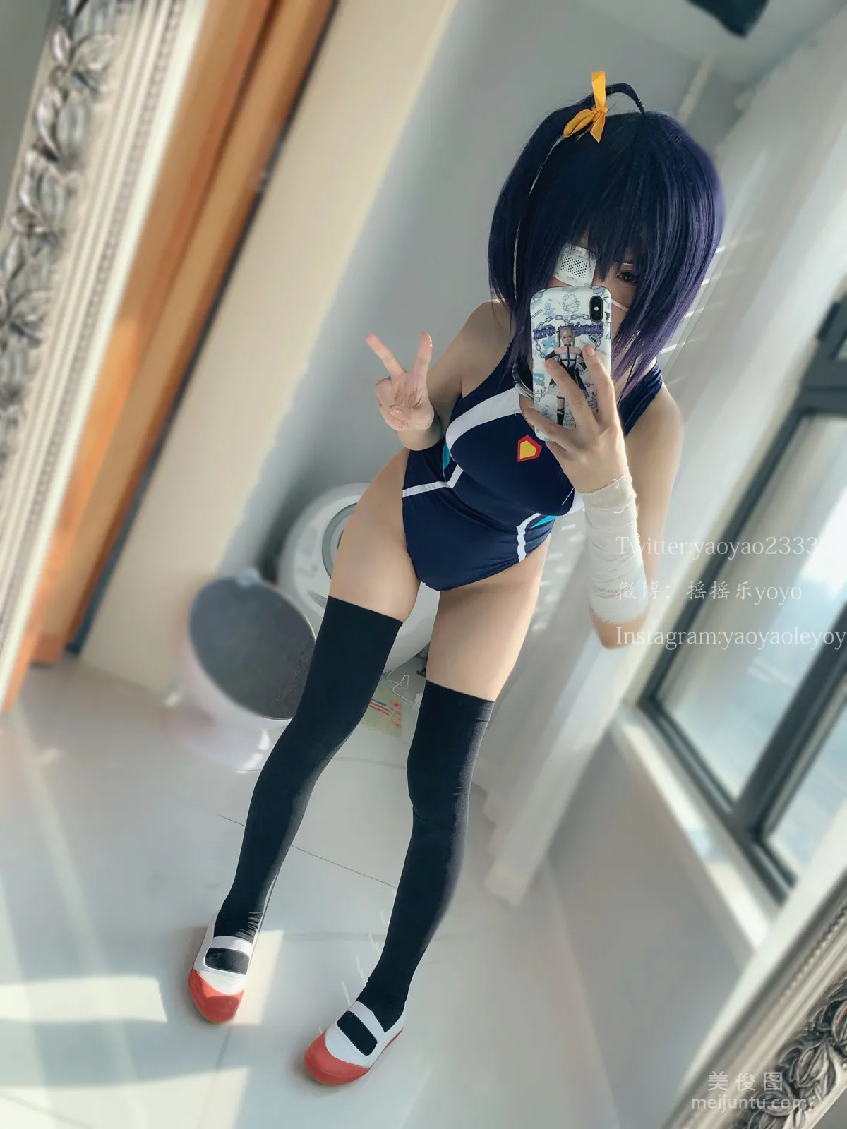 [美女Coser] 搖搖樂yoyo 《六花》 寫真集 20
