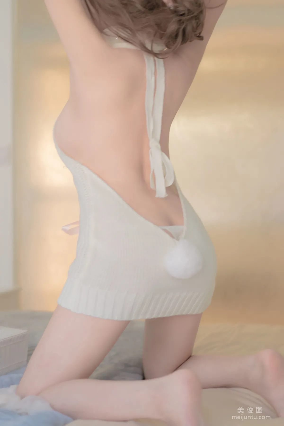 [美女Coser] 米線線sama 《毛衣》 寫真集 10