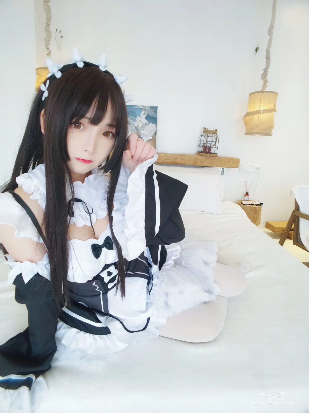 [網紅Coser] 古川kagura 《黑白女仆》 寫真集 33