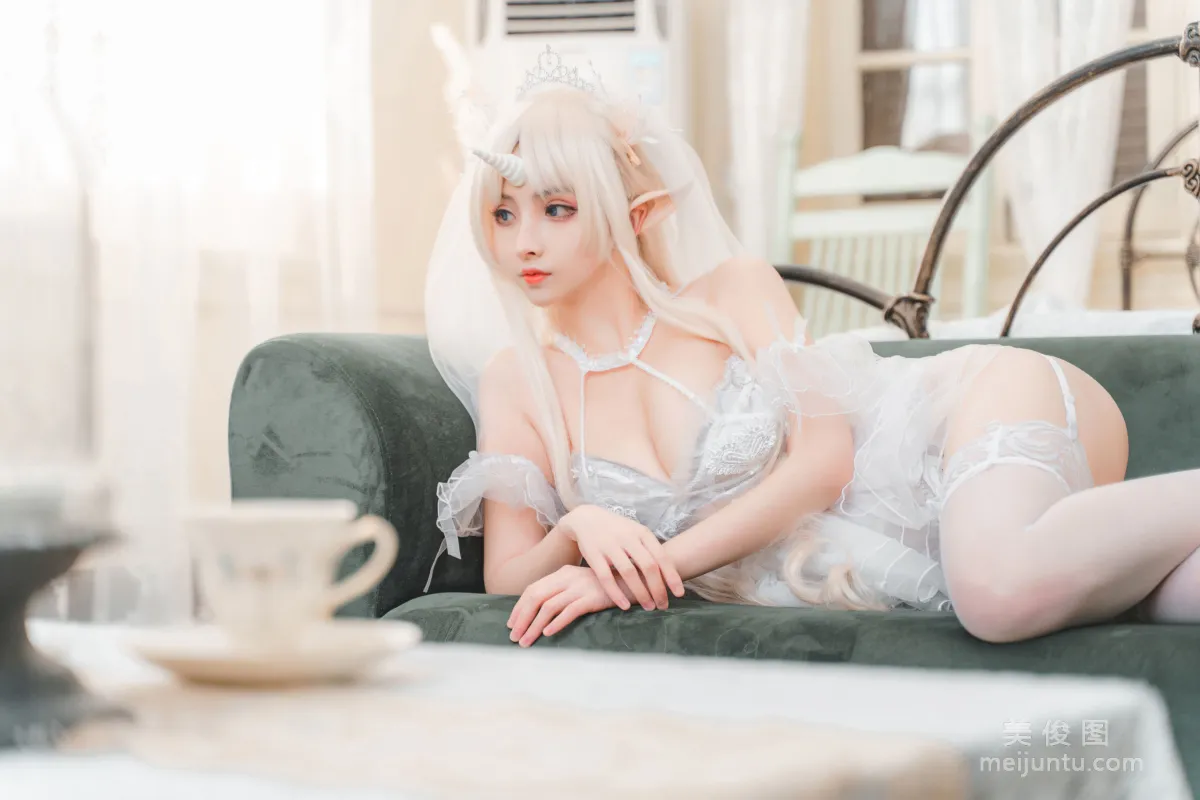 [網紅美女Coser] rioko涼涼子 《獨角獸》 寫真集 22