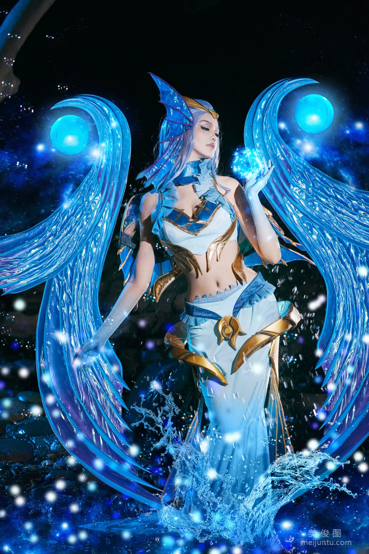 Coser戚顾儿MIKI 《王者荣耀 武则天海洋之心》 写真集1