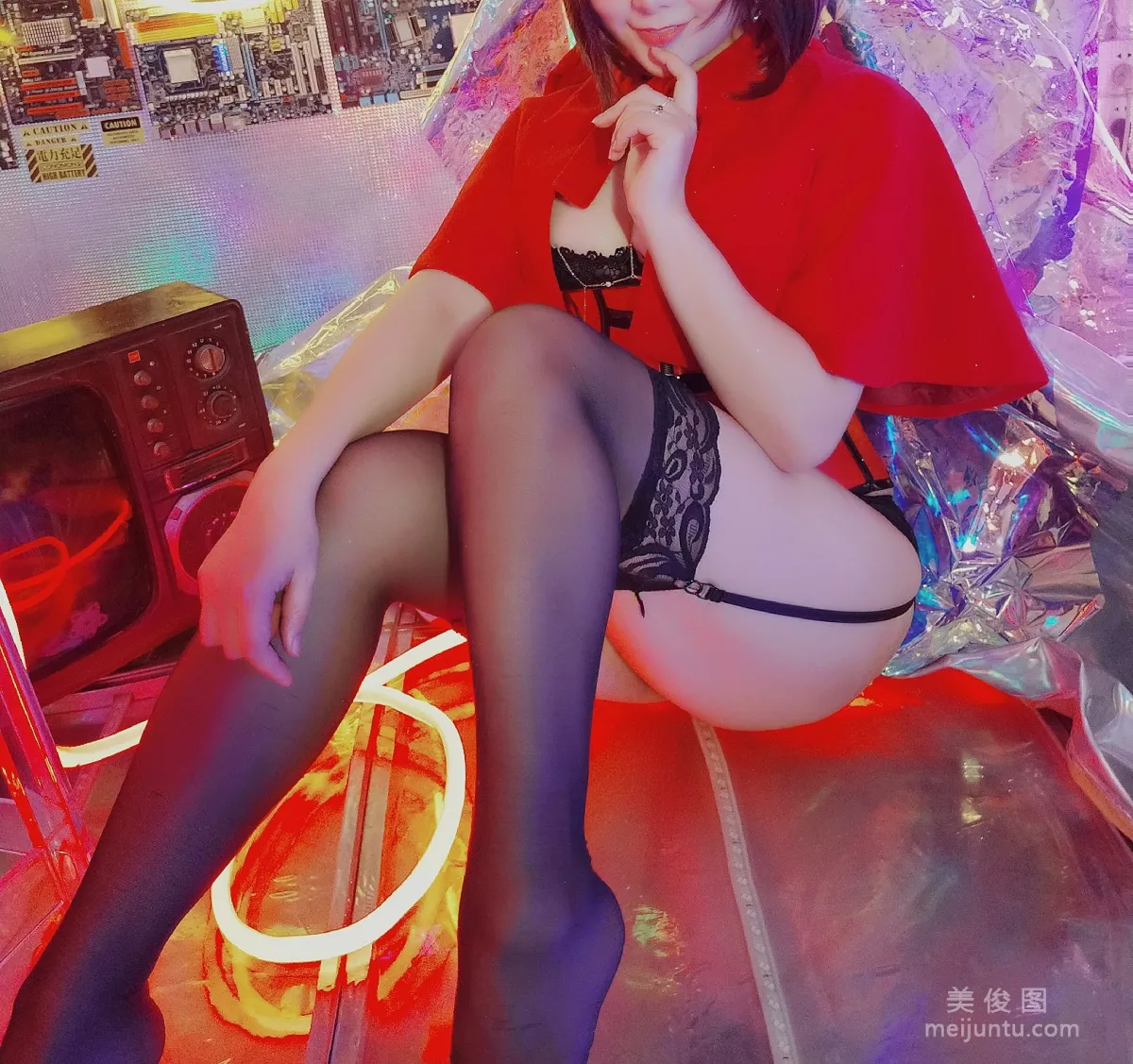 [網紅美女Coser] 三刀刀Miido 《聖誕特輯》 寫真集 7