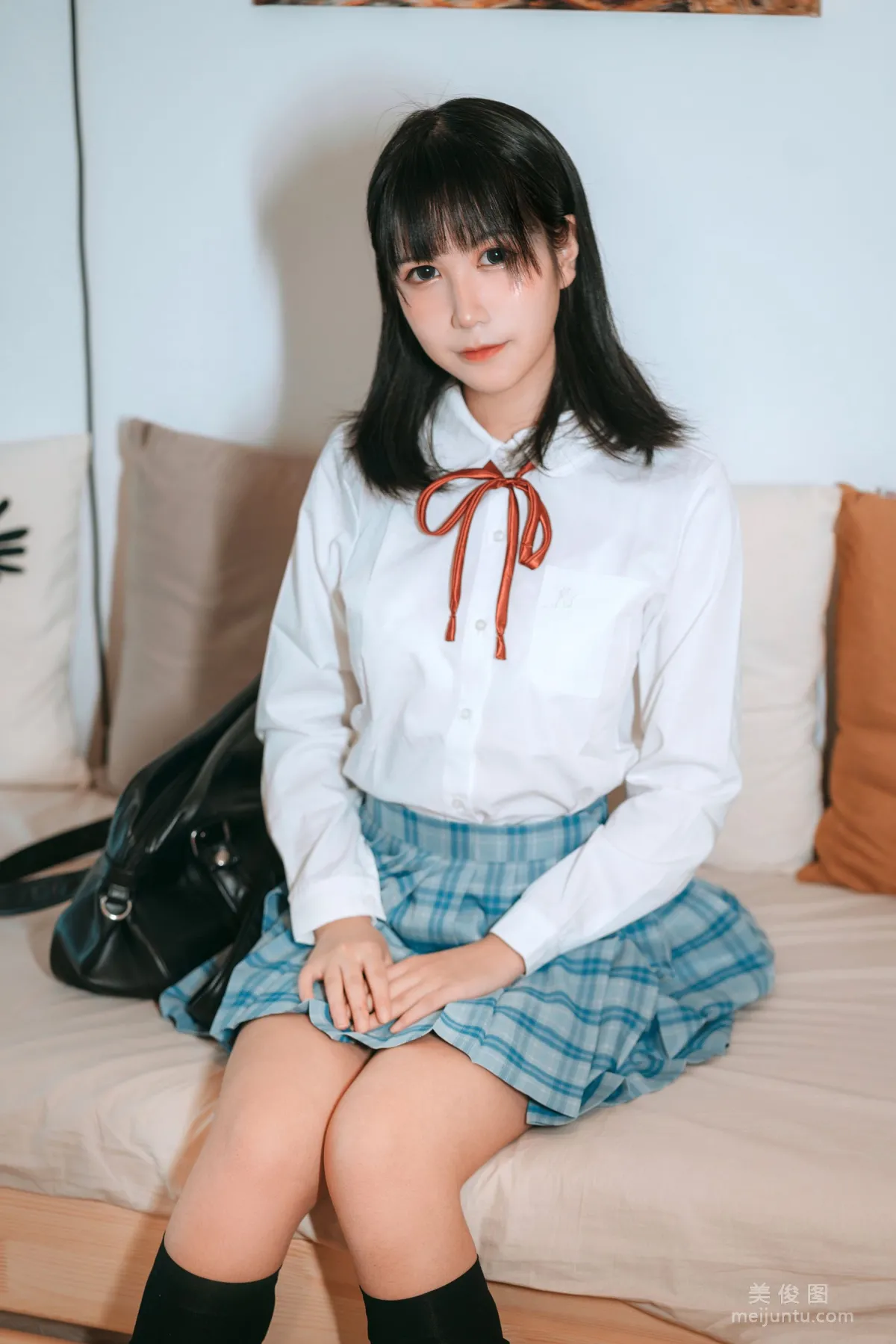 [網紅Coser] 逐月su 《女兒的朋友》 寫真集 5