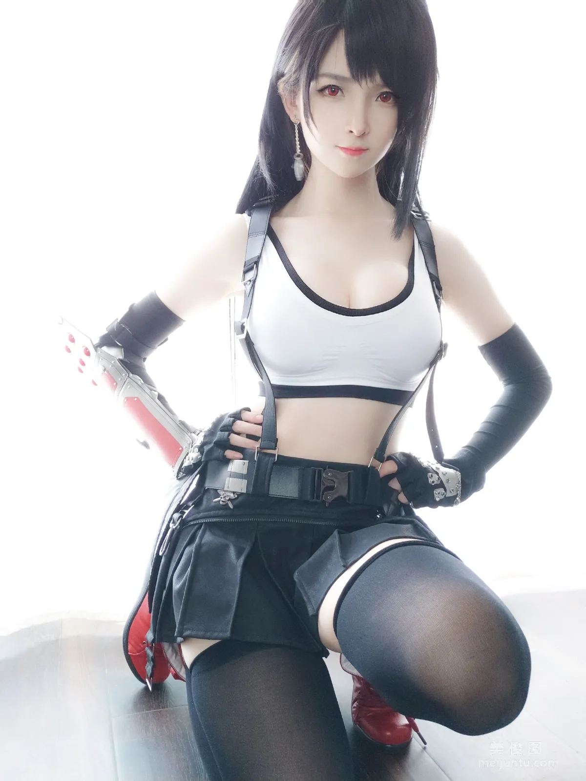 [網紅模特Coser] 一小央澤 《蒂法公式裝》 寫真集 13