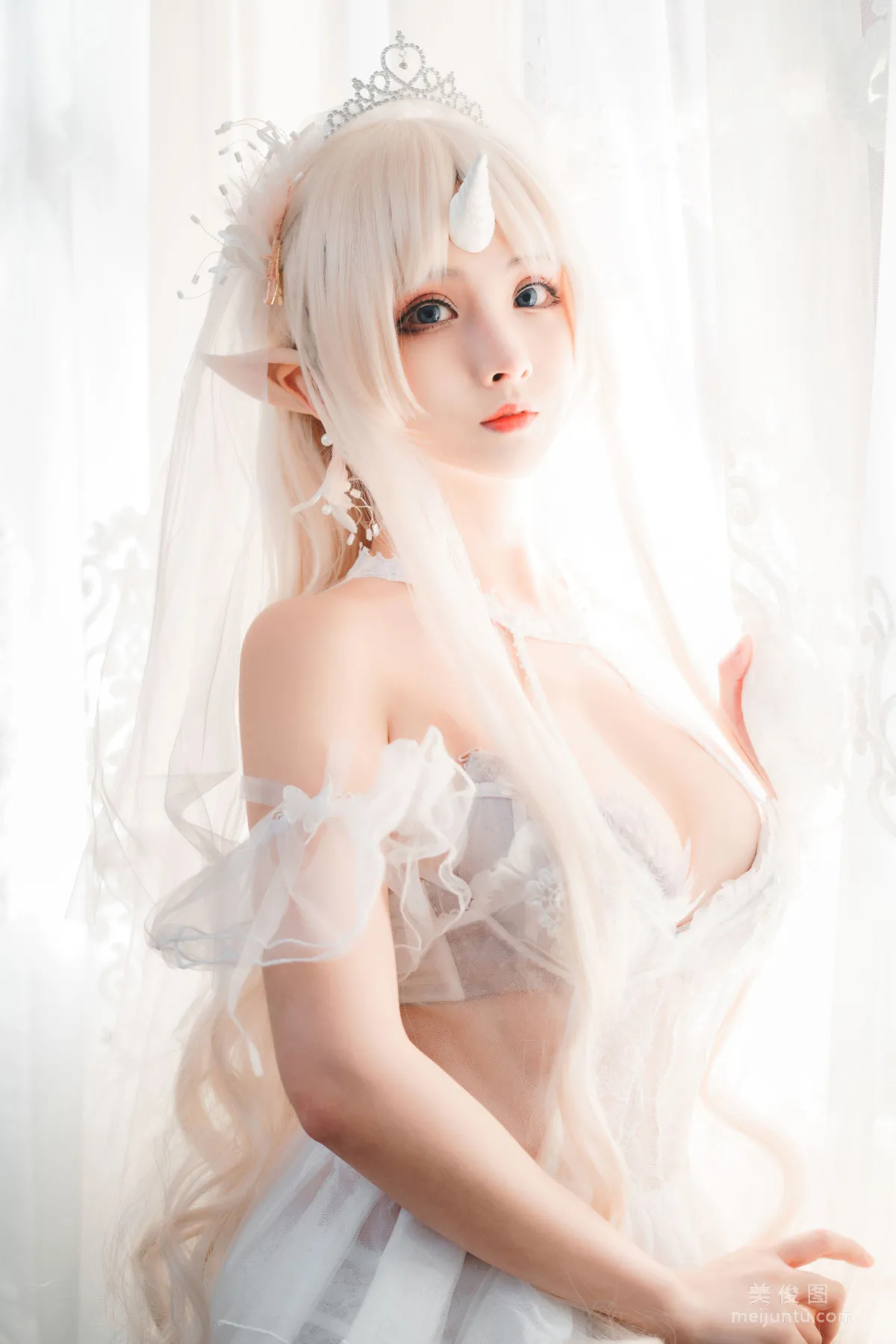 [網紅美女Coser] rioko涼涼子 《獨角獸》 寫真集 8