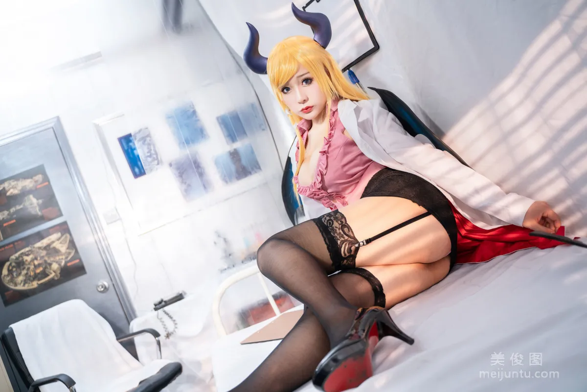 [網紅Coser] 三刀刀Miido 《巧可老師》 寫真集 17