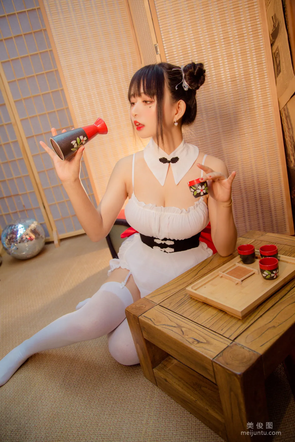 [美女Coser] 黑猫猫OvO 《中华风》 写真集2