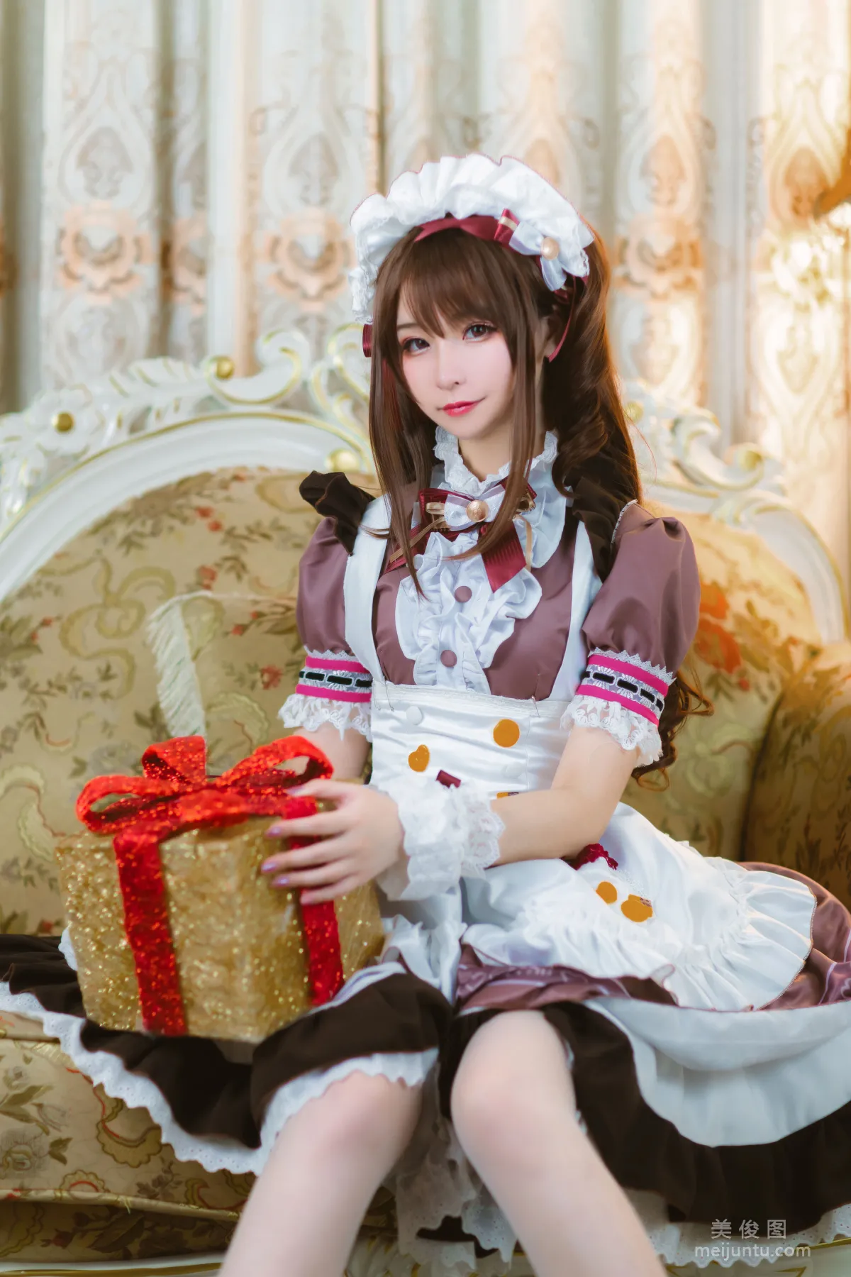 Coser拼音拼嘤嘤 《卯月女仆》 写真集8