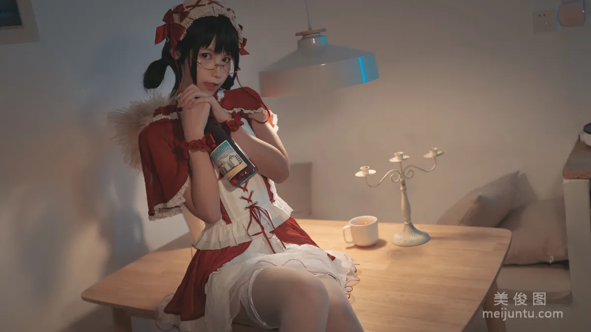 [網紅Coser] 逐月su 《小紅帽》 寫真集 16