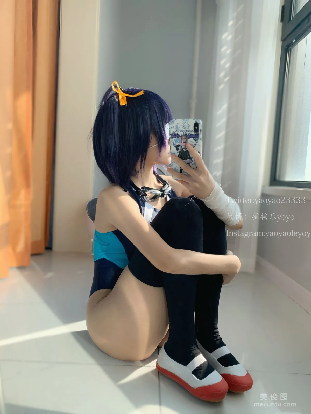 [美女Coser] 搖搖樂yoyo 《六花》 寫真集 18