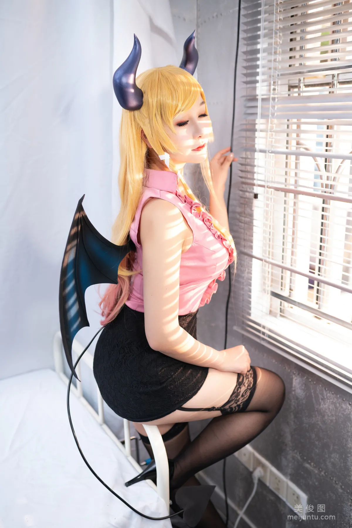 [網紅Coser] 三刀刀Miido 《巧可老師》 寫真集 19