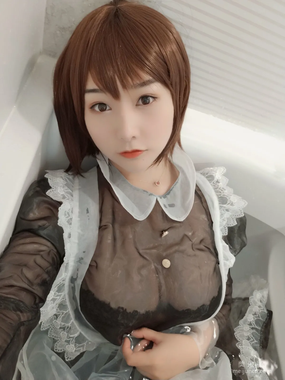 [網紅Coser] 三刀刀Miido 《透明女仆》 寫真集 30