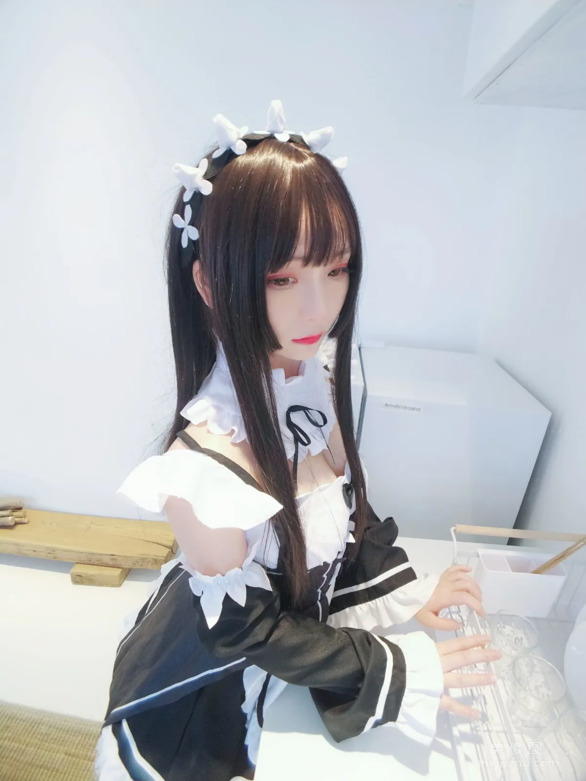 [網紅Coser] 古川kagura 《黑白女仆》 寫真集 25