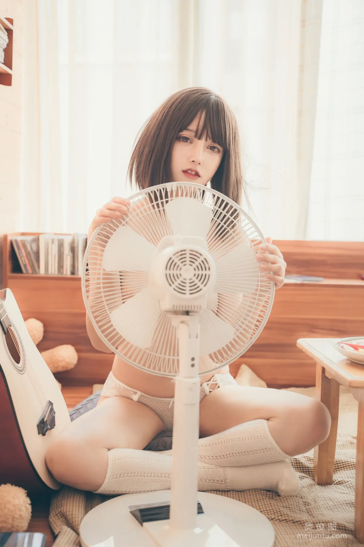 [美女Coser] 米線線sama 《複古性感》 寫真集 18