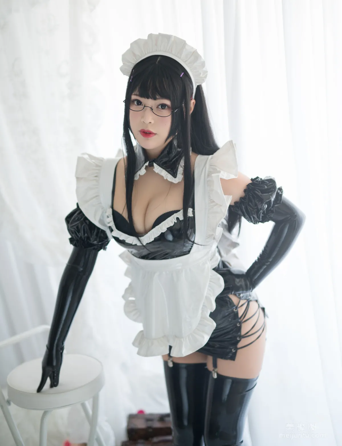[美女Coser] -白烨- 《傲嬌黑膠女仆》 寫真集 1