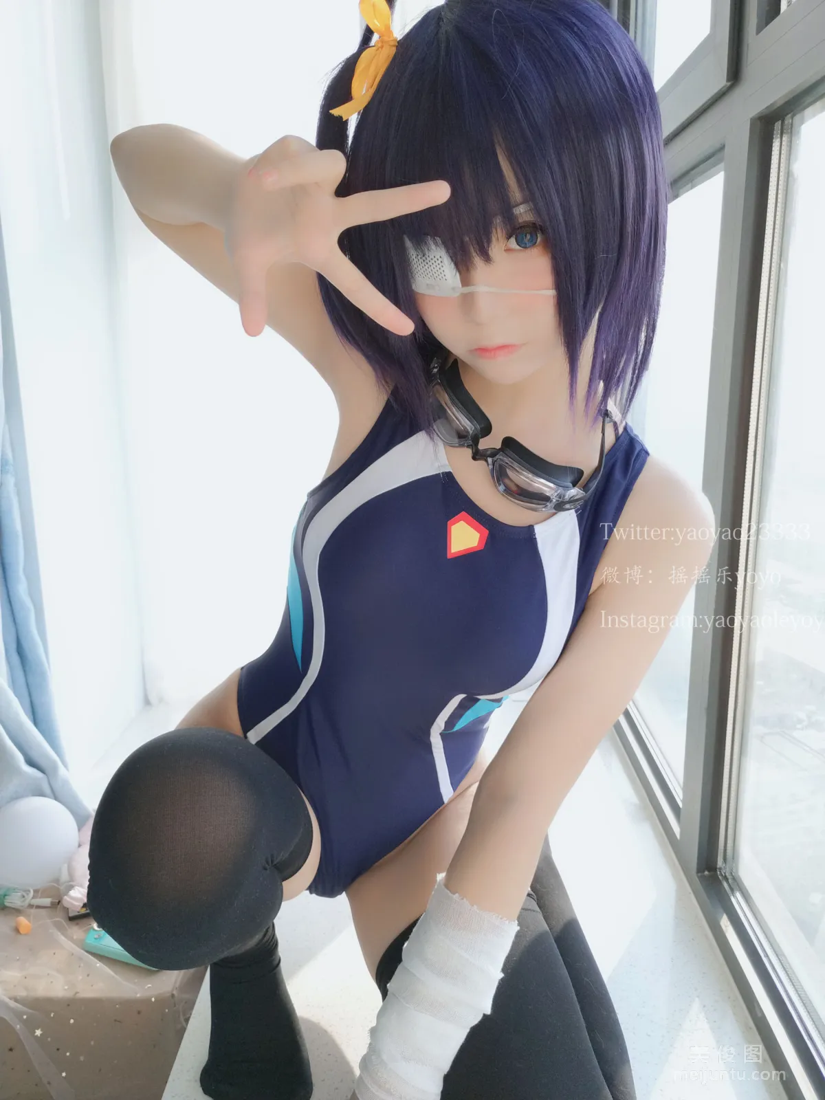 [美女Coser] 搖搖樂yoyo 《六花》 寫真集 30