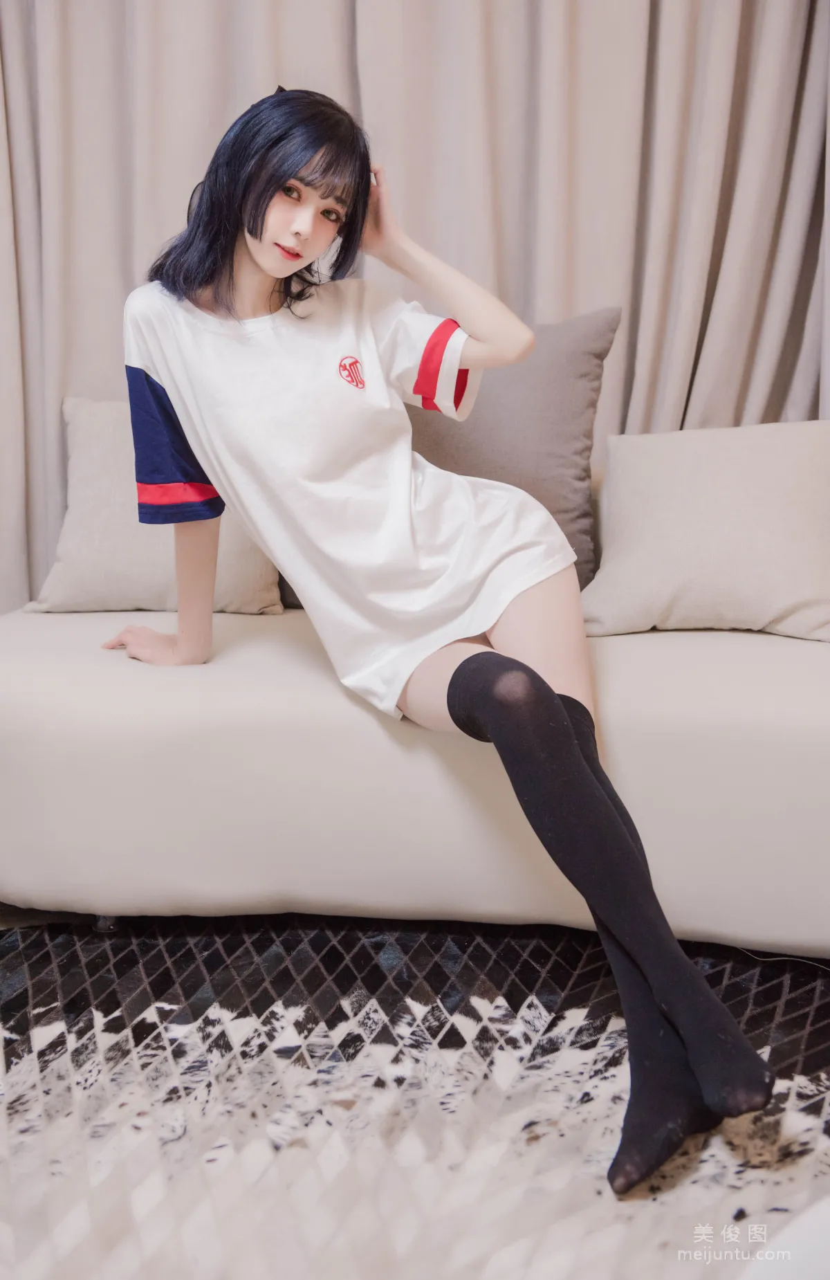 [美女Coser] 小妖精你的負卿 《居家私服2》 寫真集 3