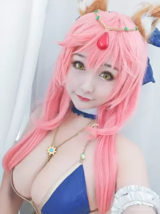 Coser美女三刀刀Miido 《玉藻前》 寫真集
