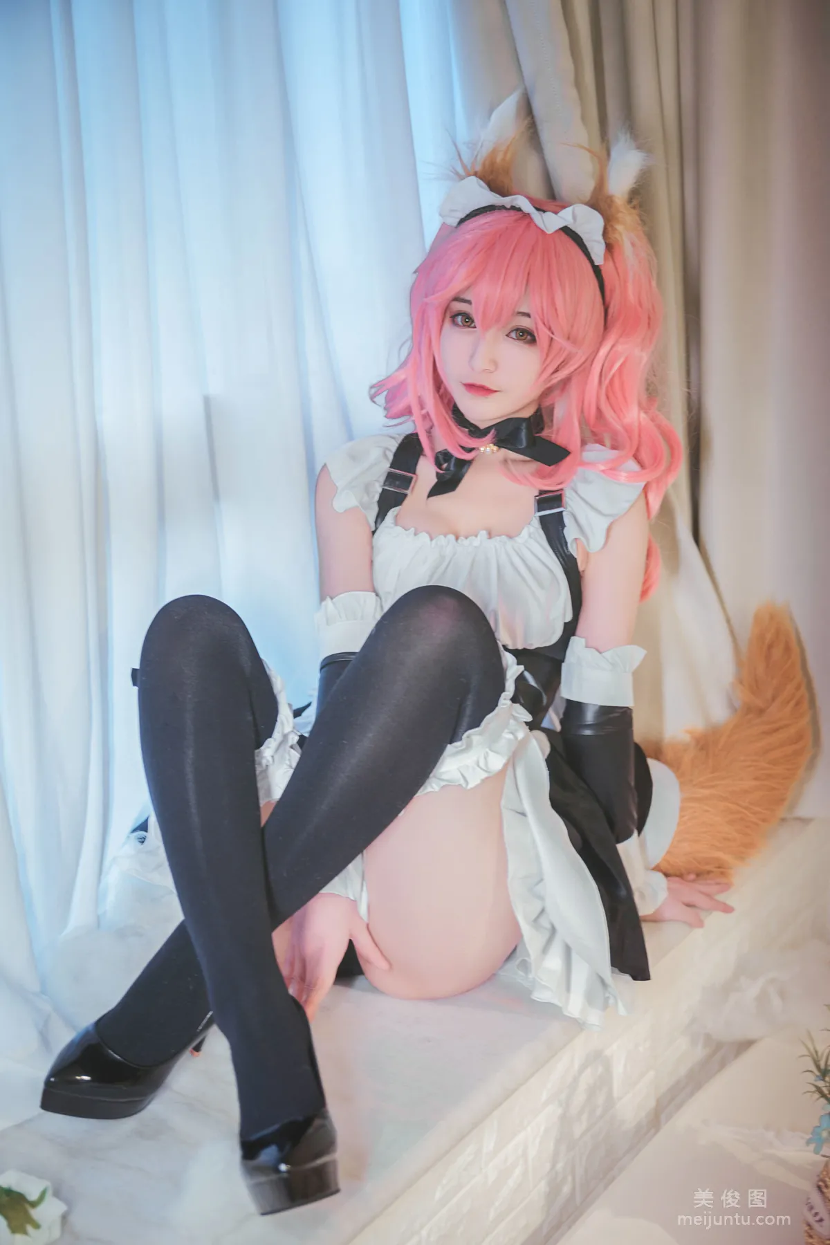 美女Coser鐵闆燒鬼舞w 《玉藻前女仆》 寫真集 23