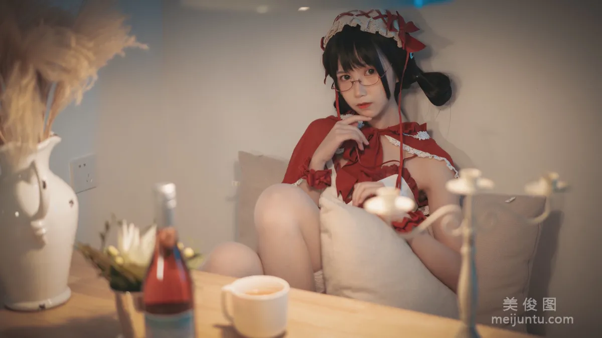 [網紅Coser] 逐月su 《小紅帽》 寫真集 29