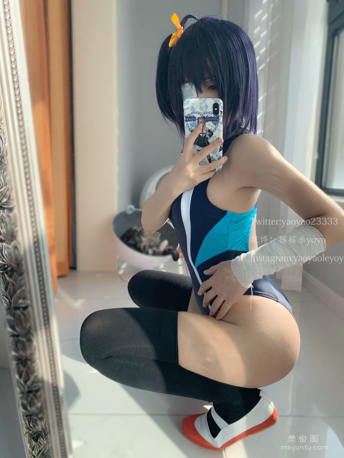 [美女Coser] 搖搖樂yoyo 《六花》 寫真集 22