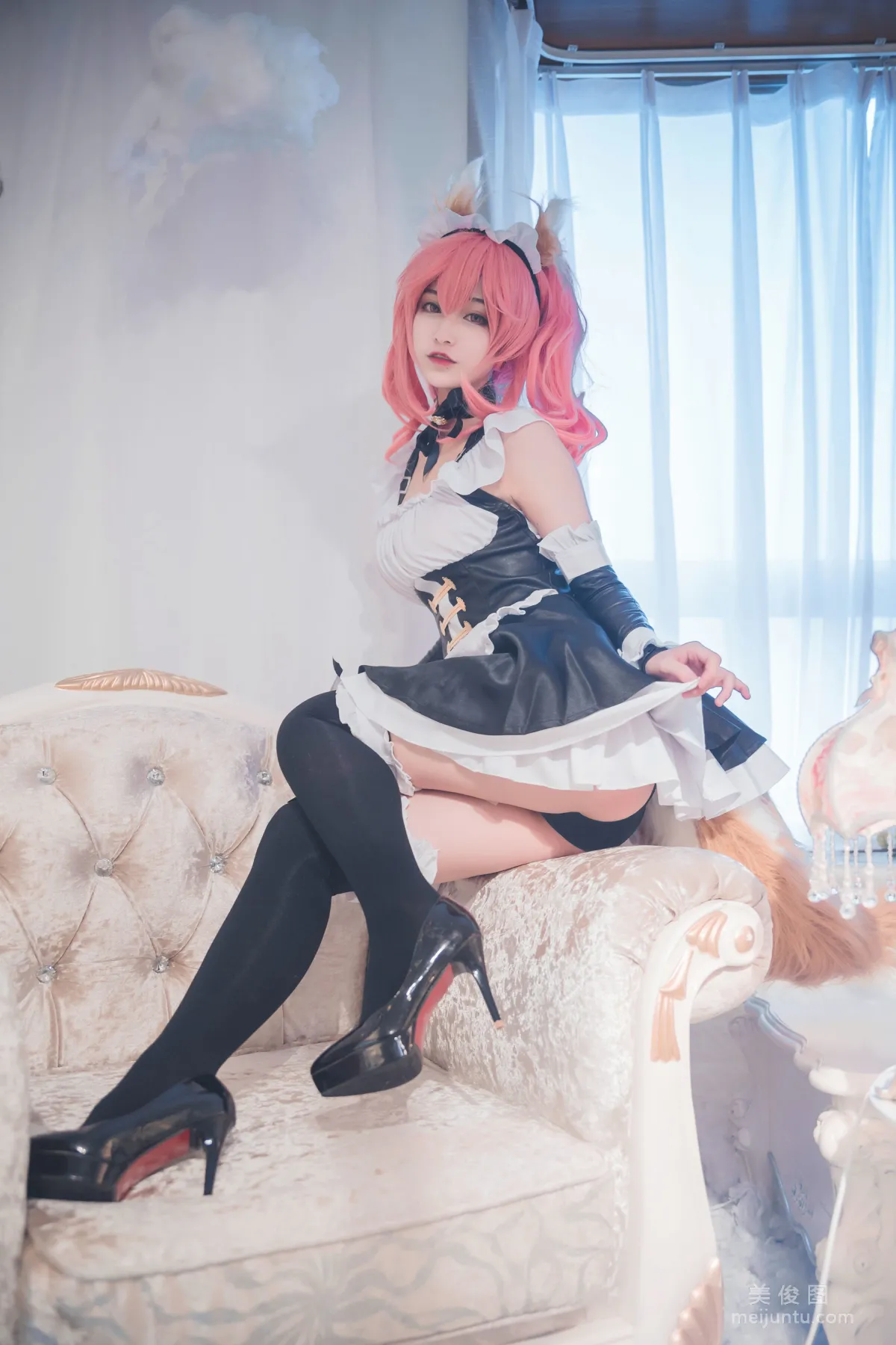 美女Coser鐵闆燒鬼舞w 《玉藻前女仆》 寫真集 14