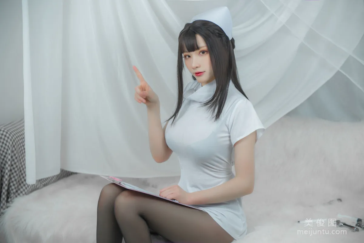 起司塊wii 《白色護士》 寫真集 47