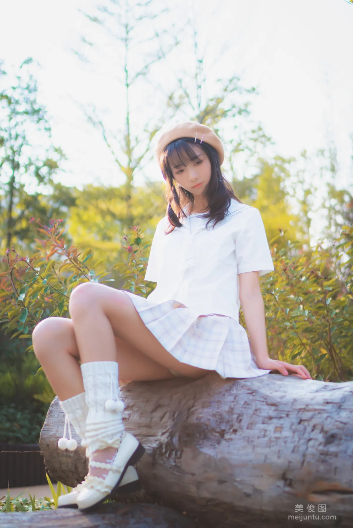 [网红Coser] 西瓜 《白云森林》 写真集24