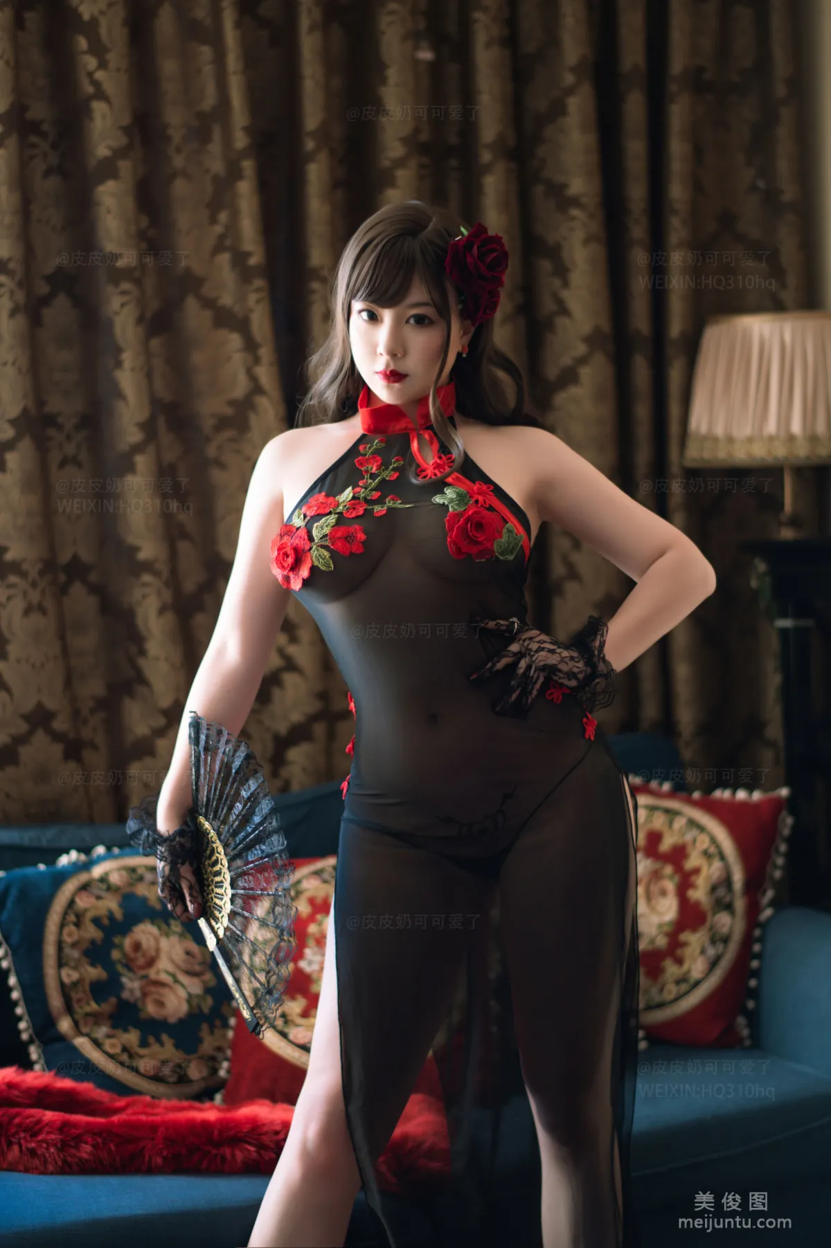 [美女Coser] 皮皮奶可可愛了啦 《玫瑰》 寫真集 32