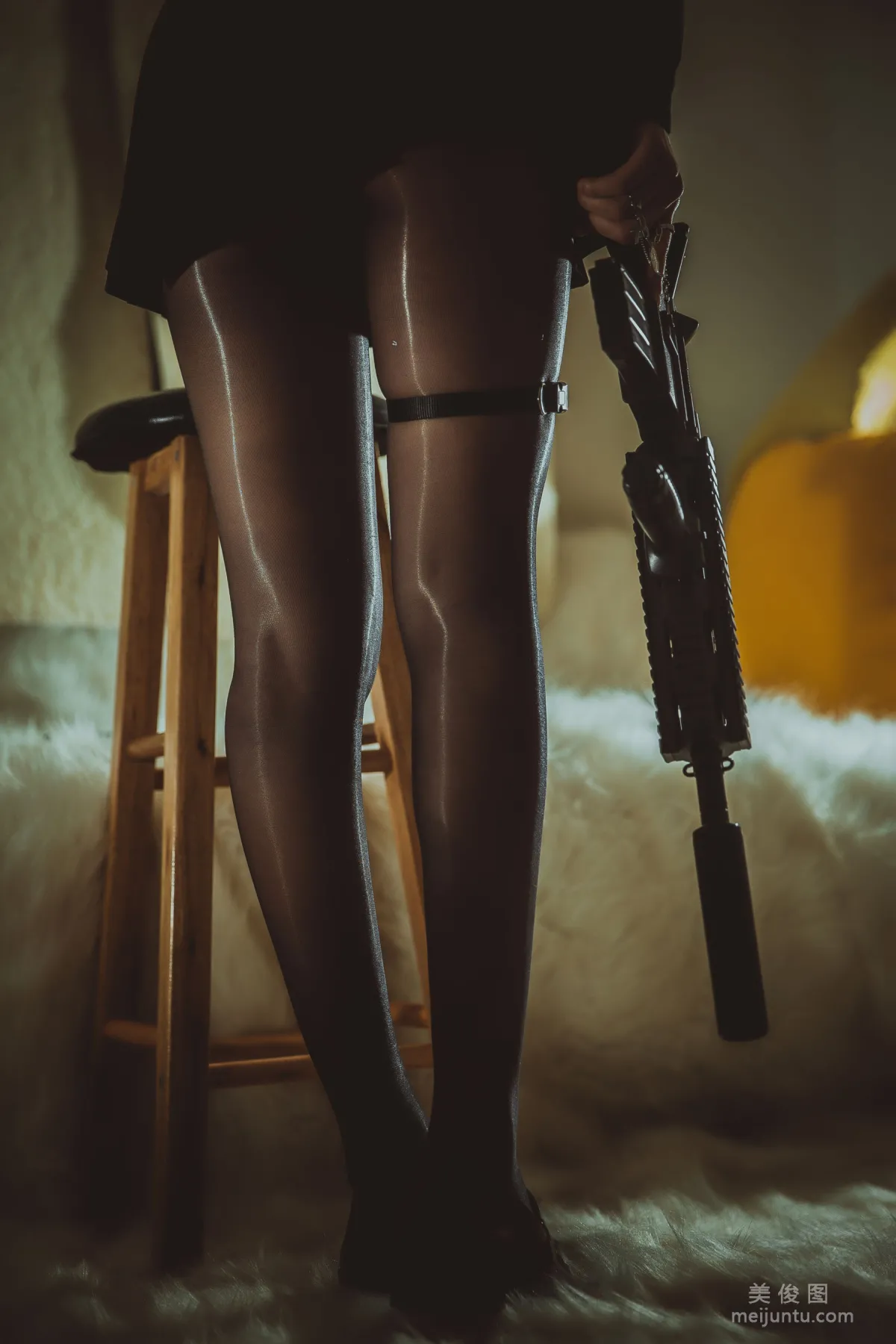 [美女Coser] 起司塊wii 《黑絲足2》 寫真集 20