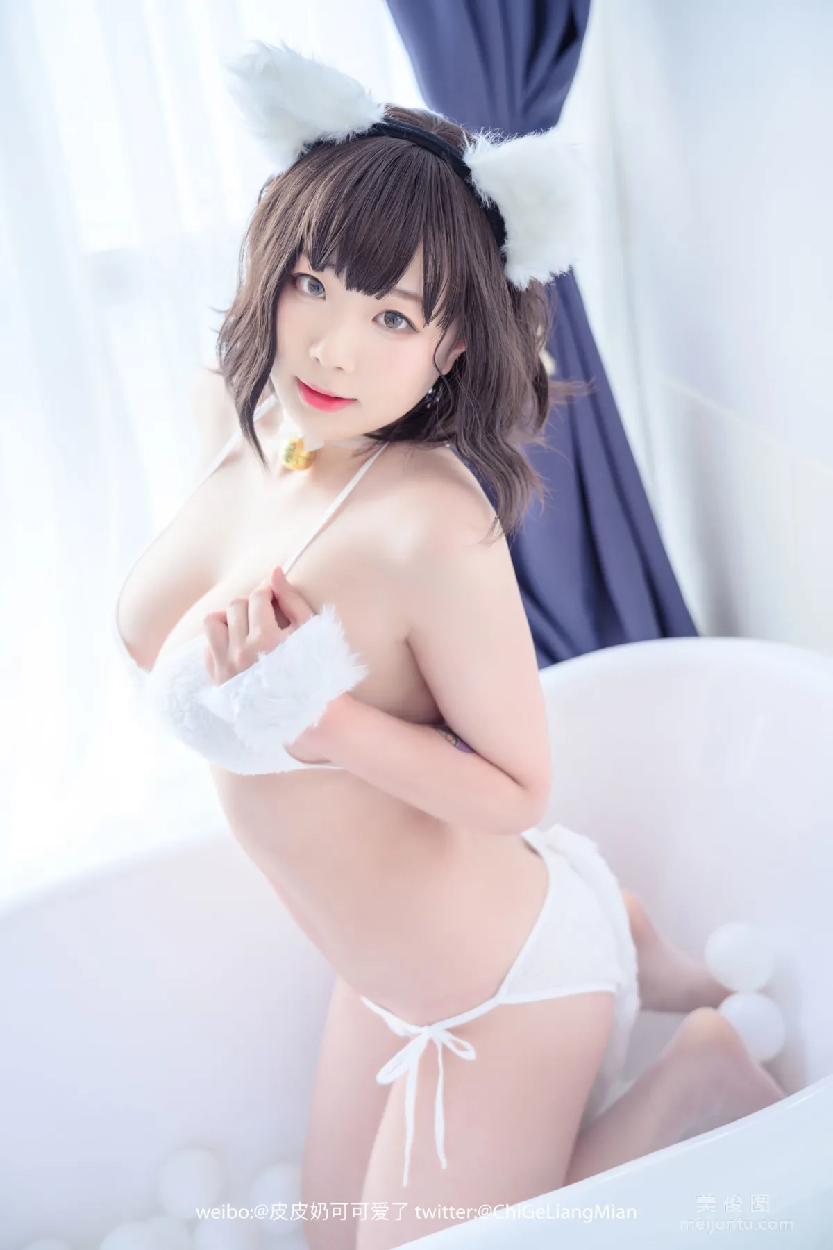 [美女Coser] 皮皮奶可可愛了啦 《白貓》 寫真集 13
