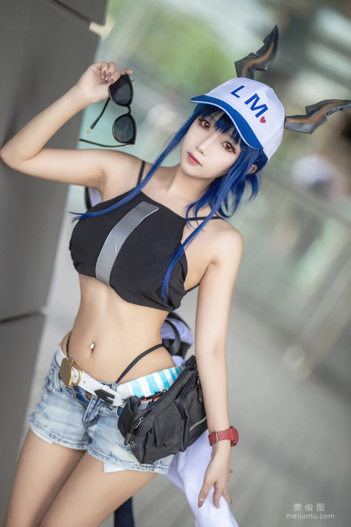 [美女Coser] 鬼畜瑤 《女遊客c》 寫真集 13