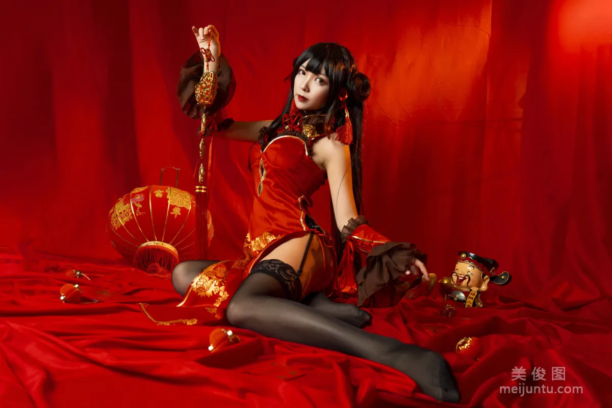 Coser模特妍子坚不可摧 《狂三新年》 写真集2