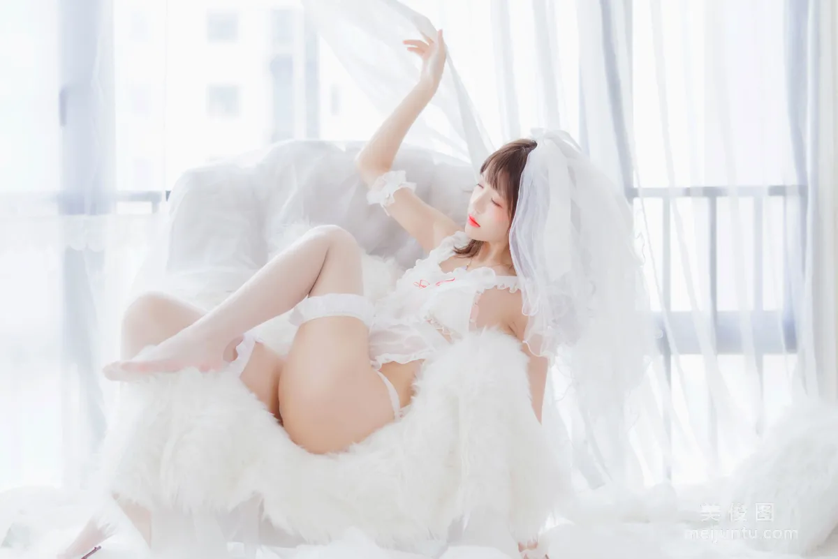 [美女Coser] 桜桃喵 《輕紗01》 寫真集 19