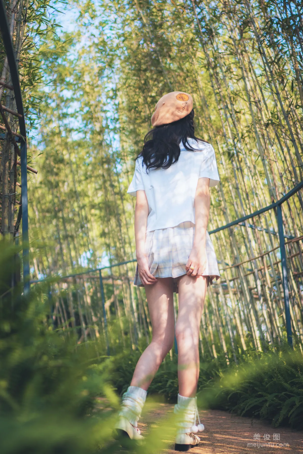 [网红Coser] 西瓜 《白云森林》 写真集4