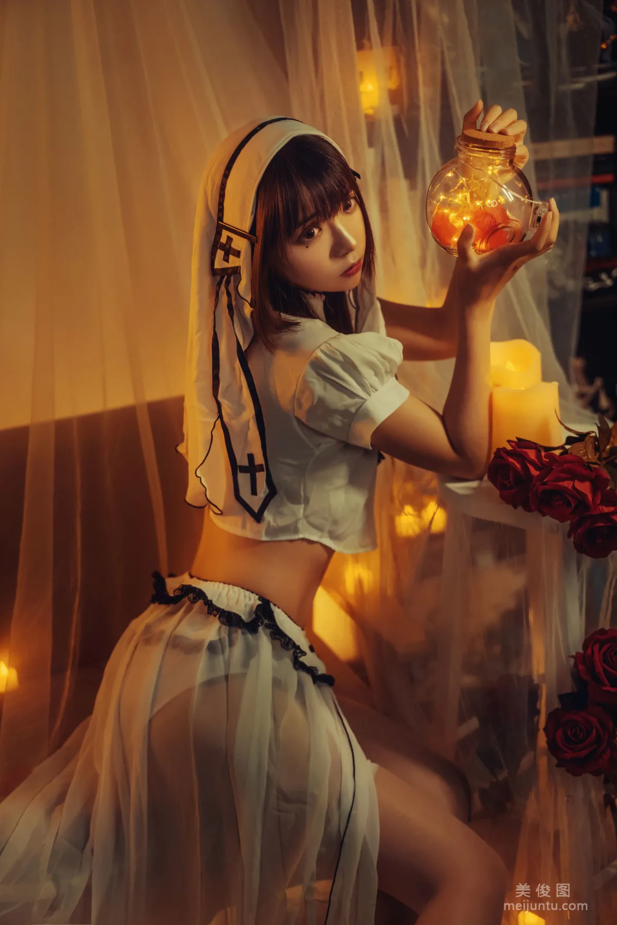 [網紅Coser] 瘋貓ss 《黃昏修女》 寫真集 2