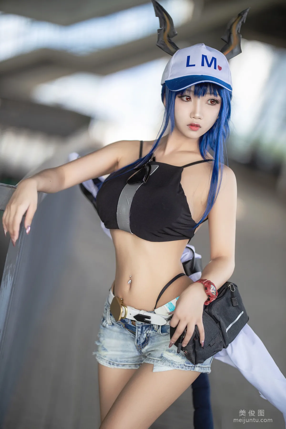 [美女Coser] 鬼畜瑤 《女遊客c》 寫真集 5