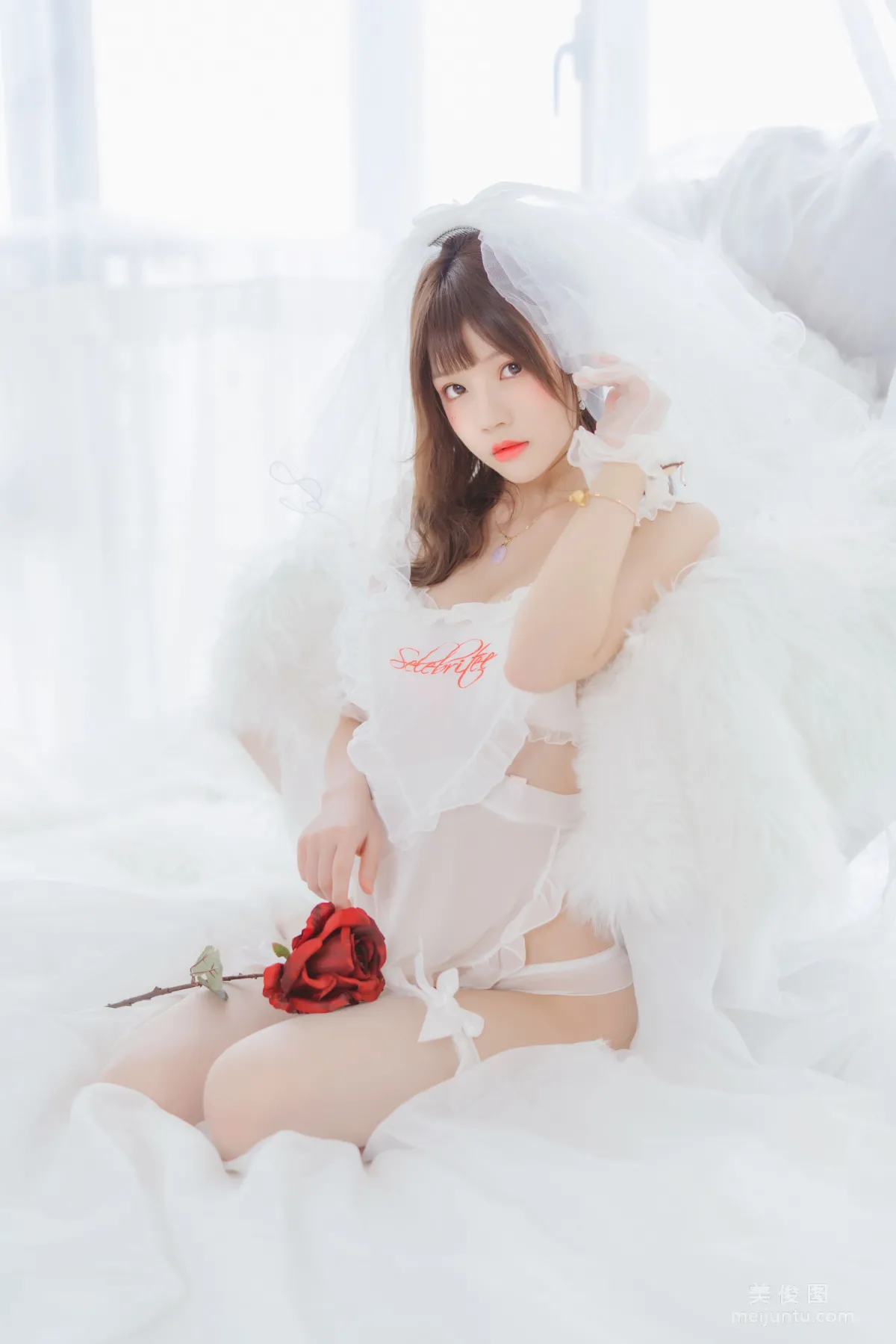 [美女Coser] 桜桃喵 《轻纱01》 写真集8