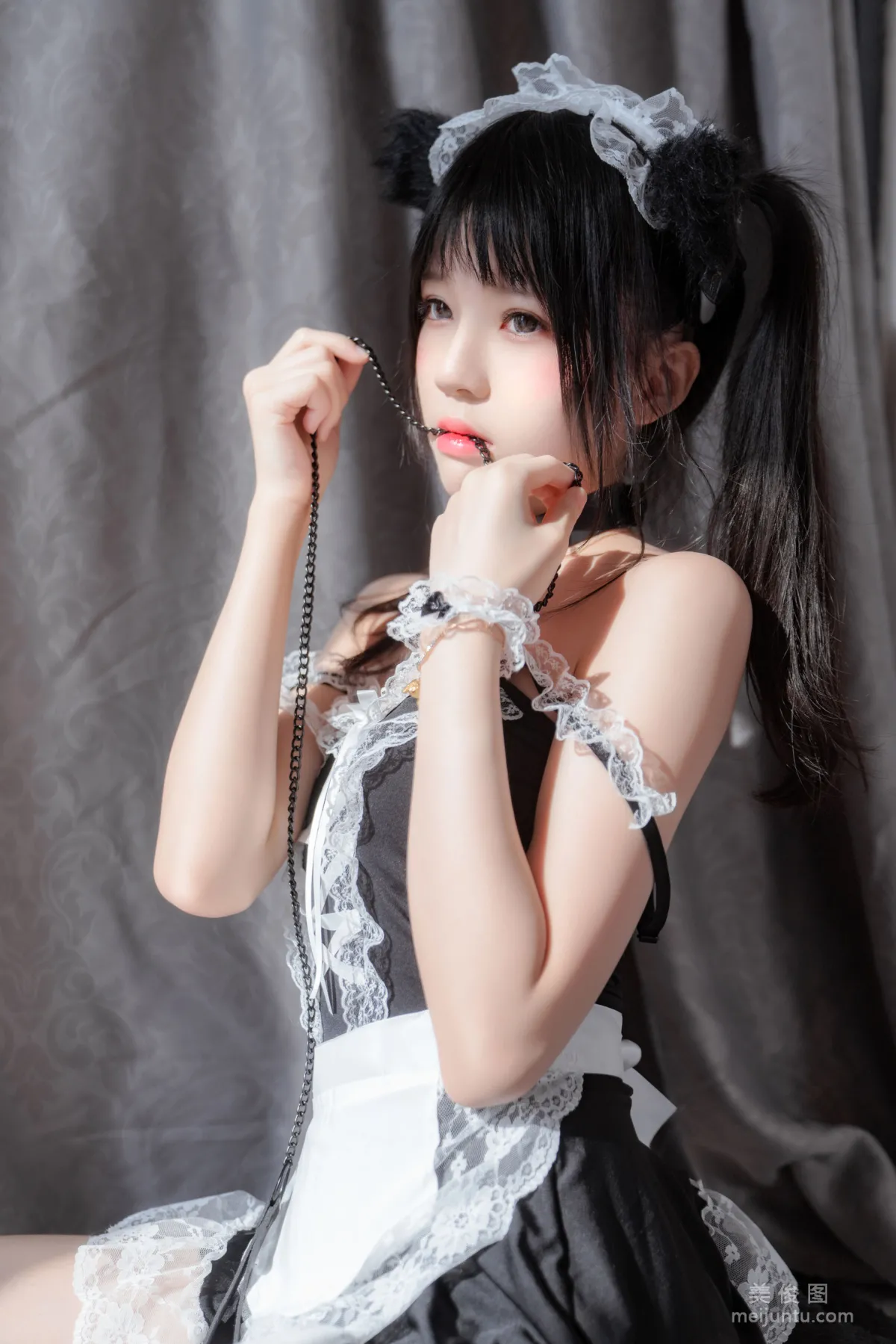 [美女Coser] 桜桃喵 《黑猫妹抖》 写真集19