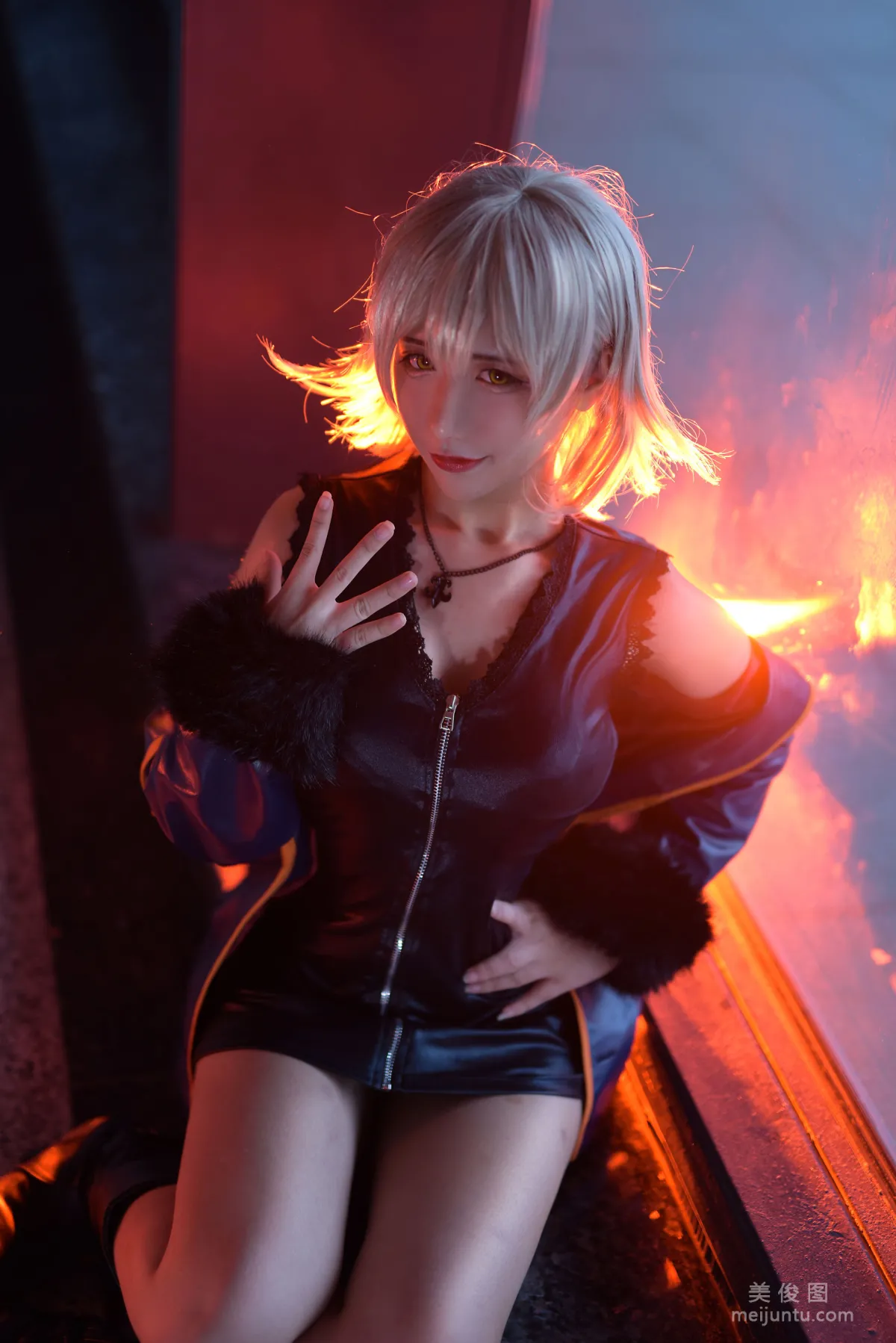 [網紅Coser] 九曲Jean 《黑貞德》 寫真集 20