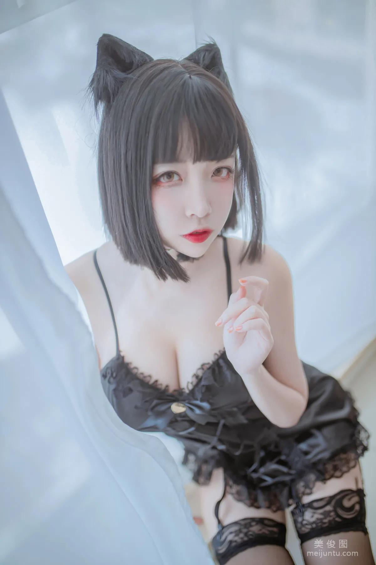 日奈娇 《私房双人猫耳》 写真集2