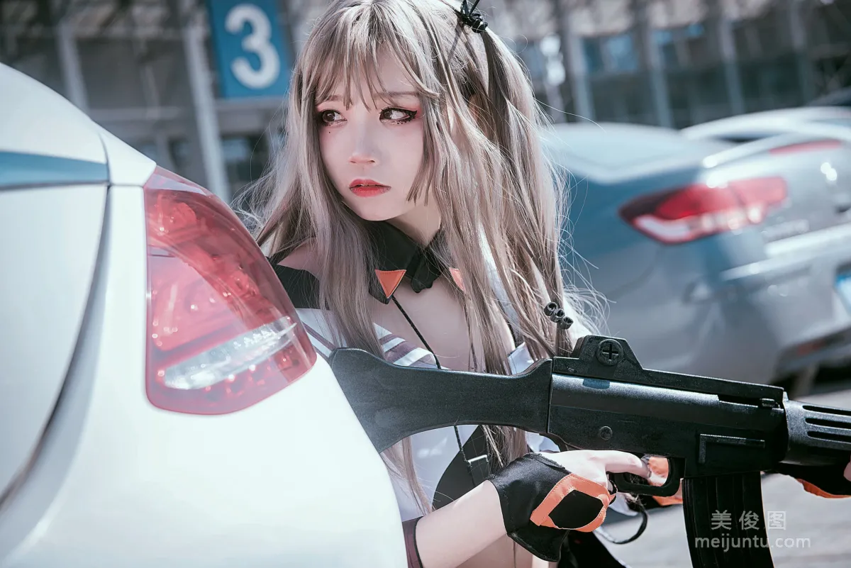 五更百鬼 《少女前线》 写真集1