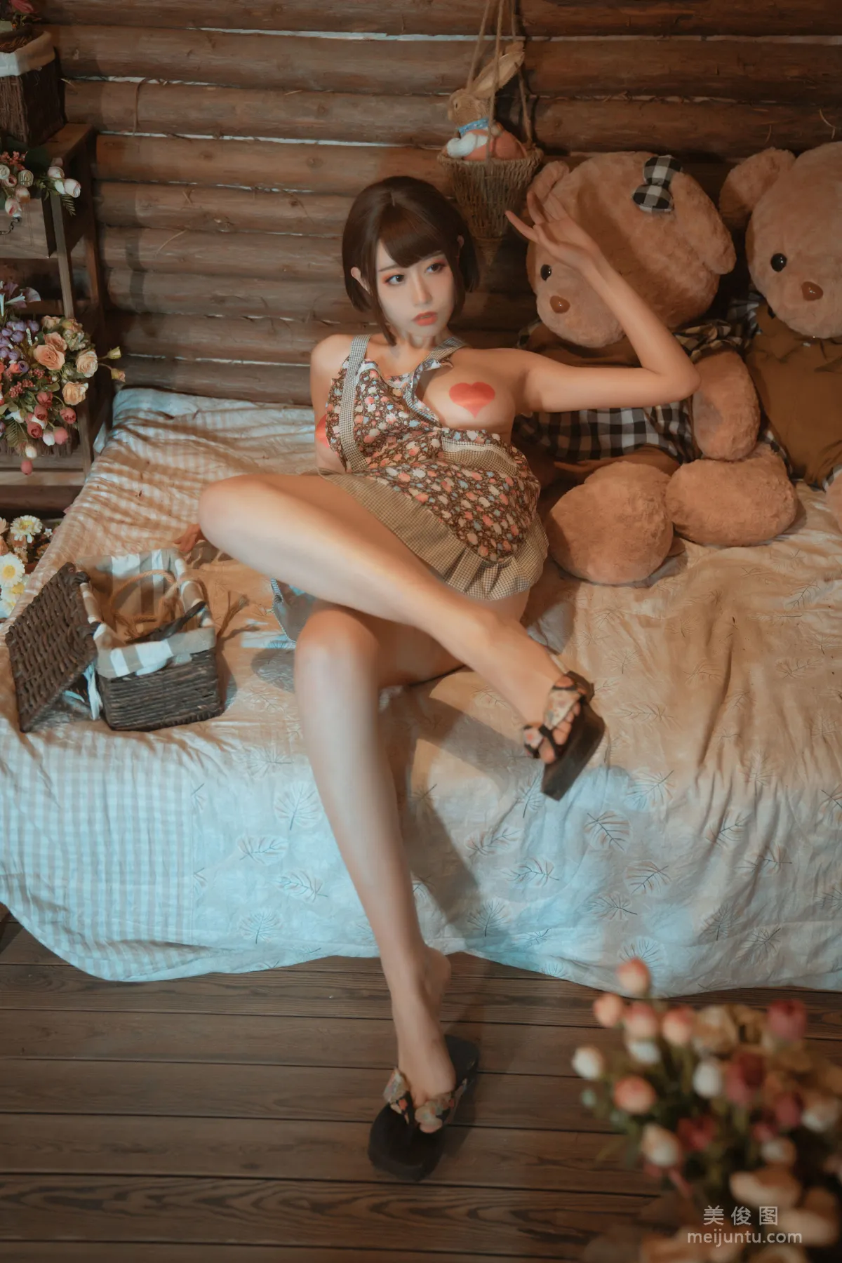奈汐酱nice 《勤劳的老板娘》 写真集19