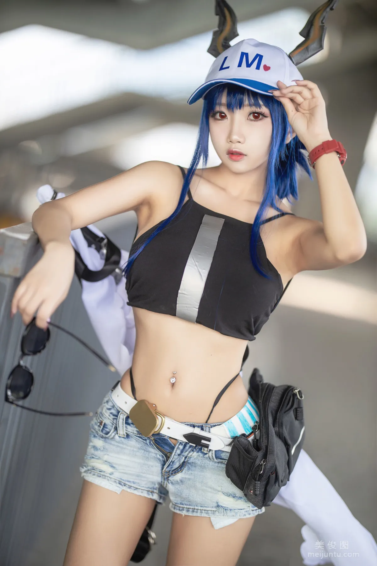 [美女Coser] 鬼畜瑤 《女遊客c》 寫真集 8