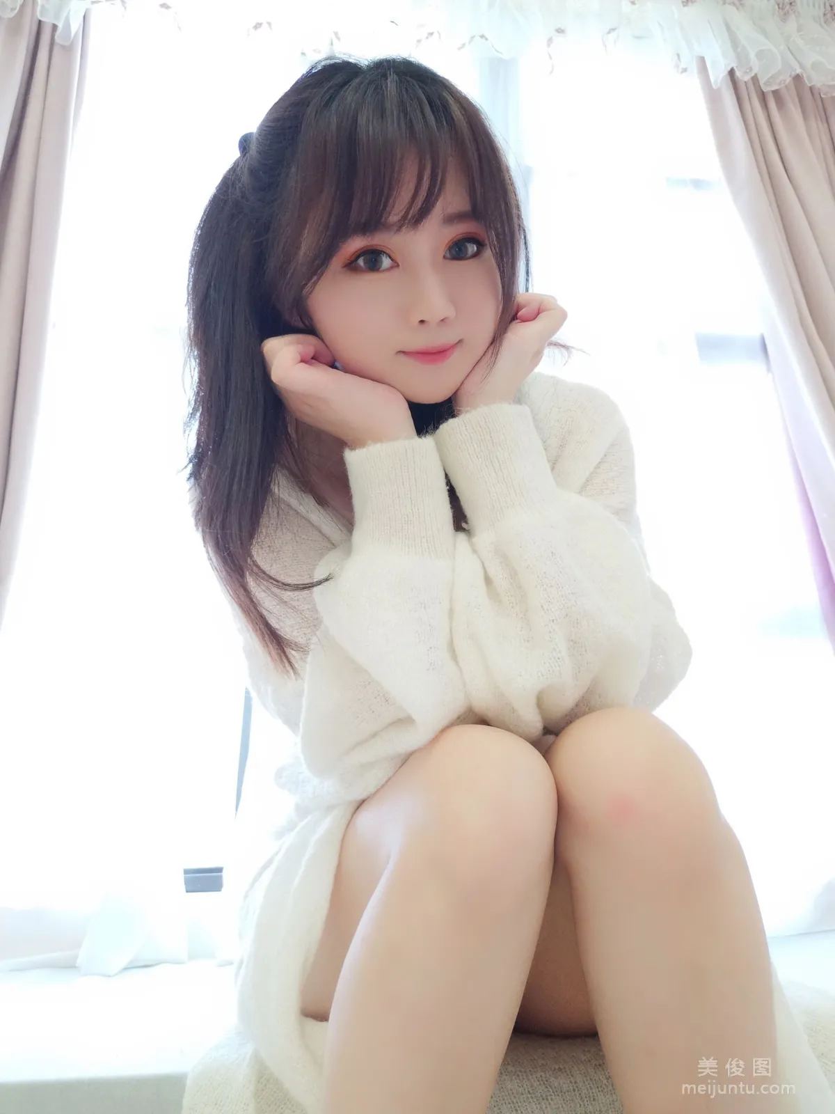 [美女Coser] 是依醬呀 《黑色情趣内衣》 寫真集 14