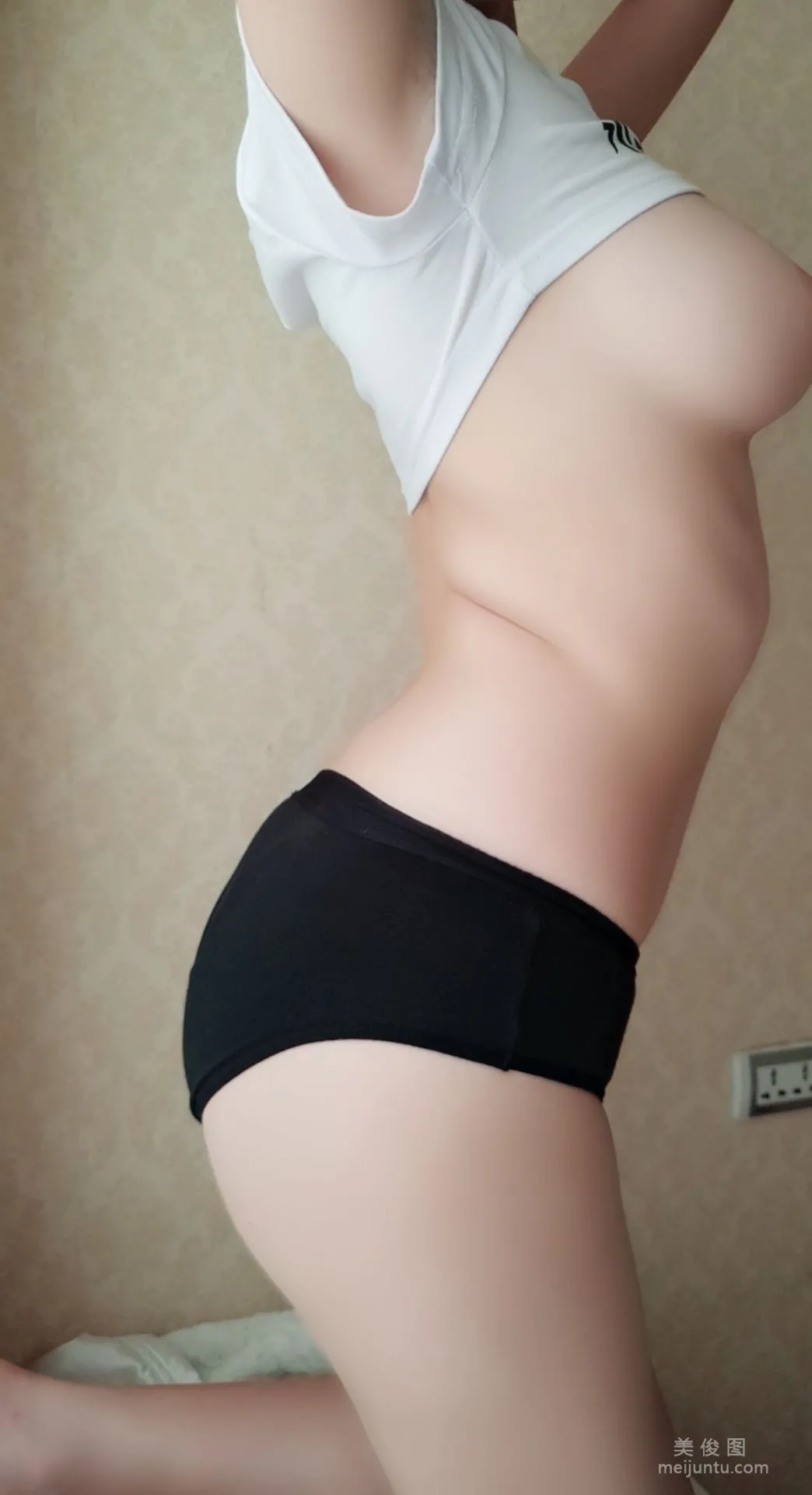 奈汐酱nice 《快乐水 兔女郎》 写真集32
