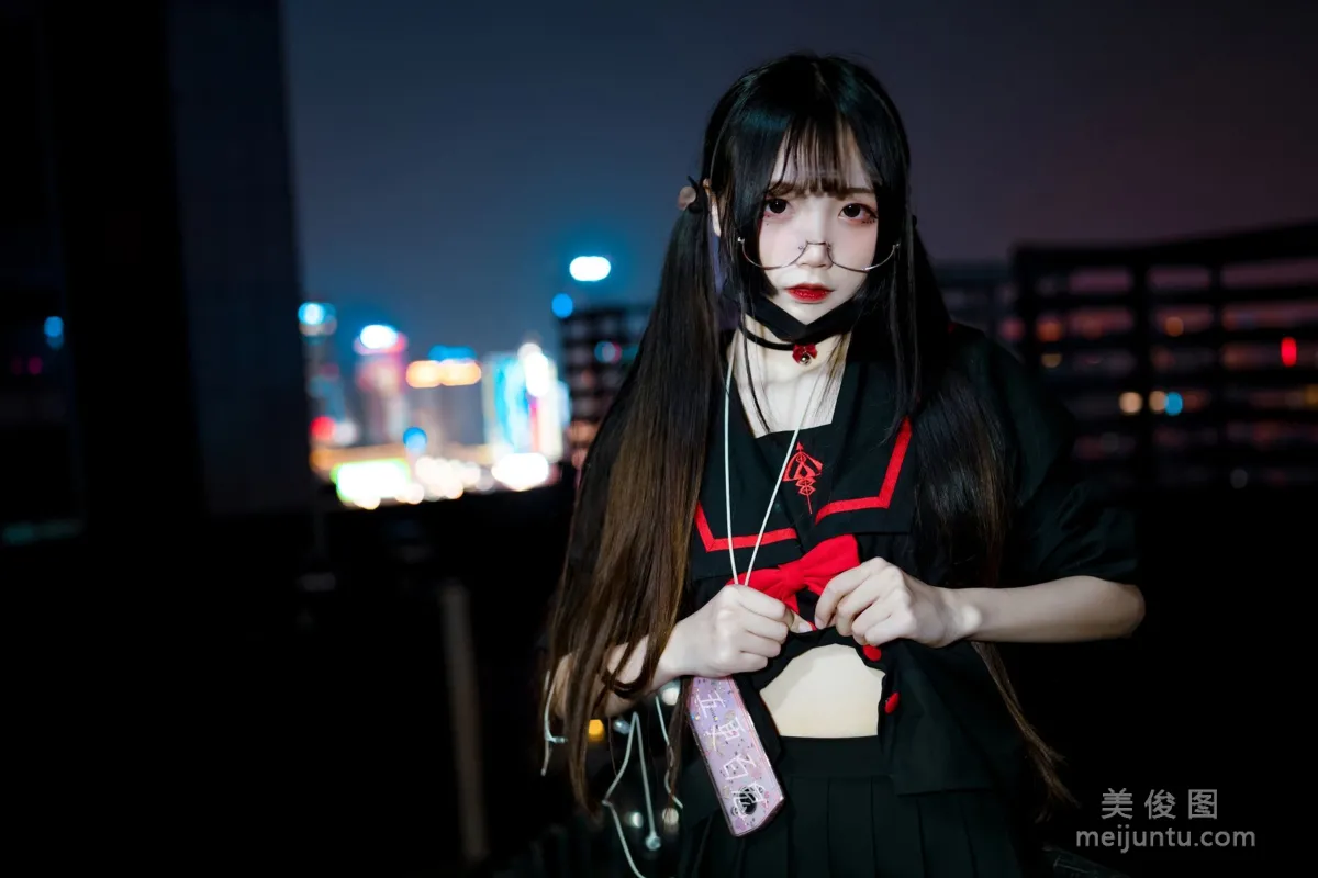 五更百鬼 《制服》 写真集5