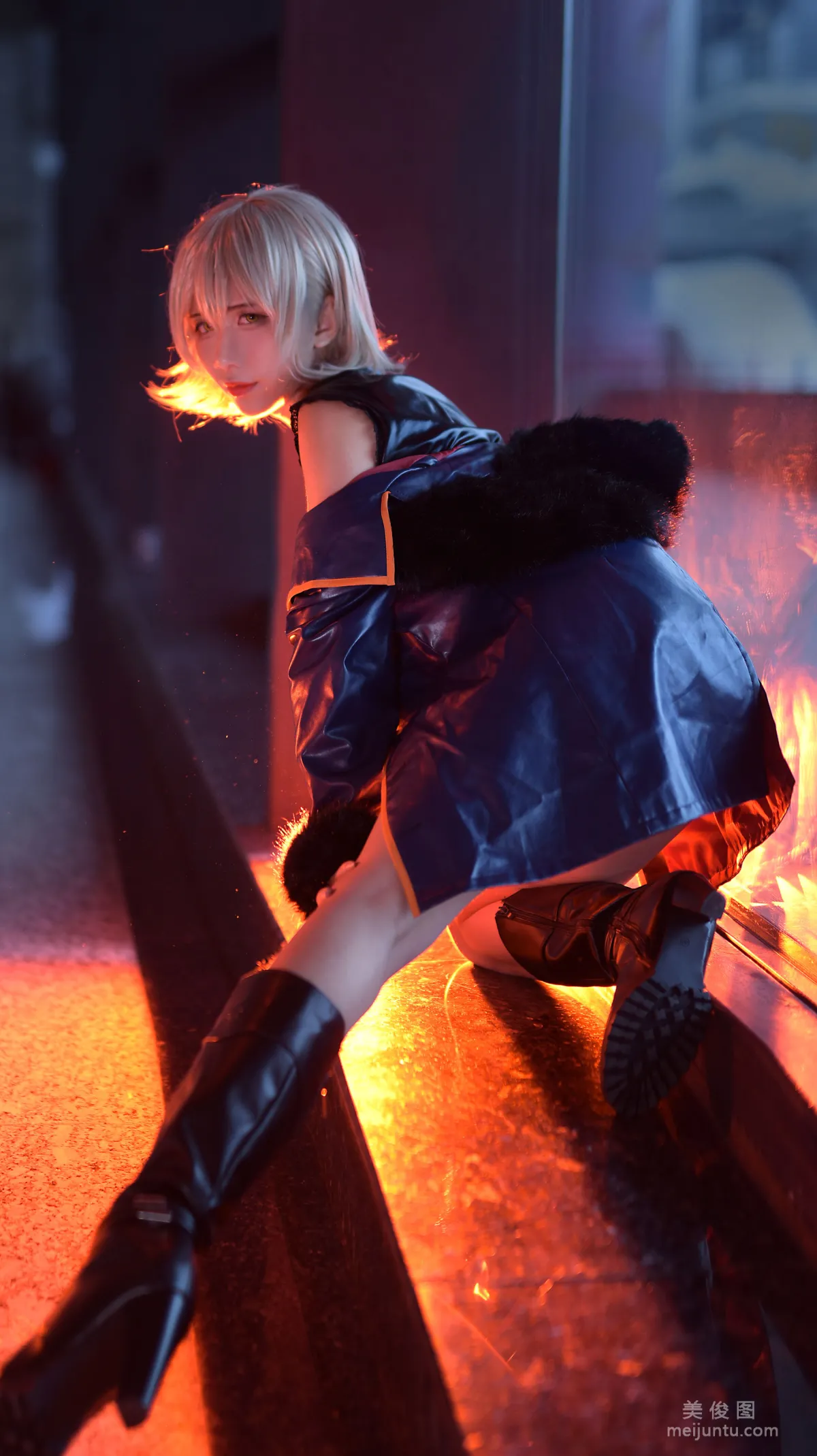 [網紅Coser] 九曲Jean 《黑貞德》 寫真集 17