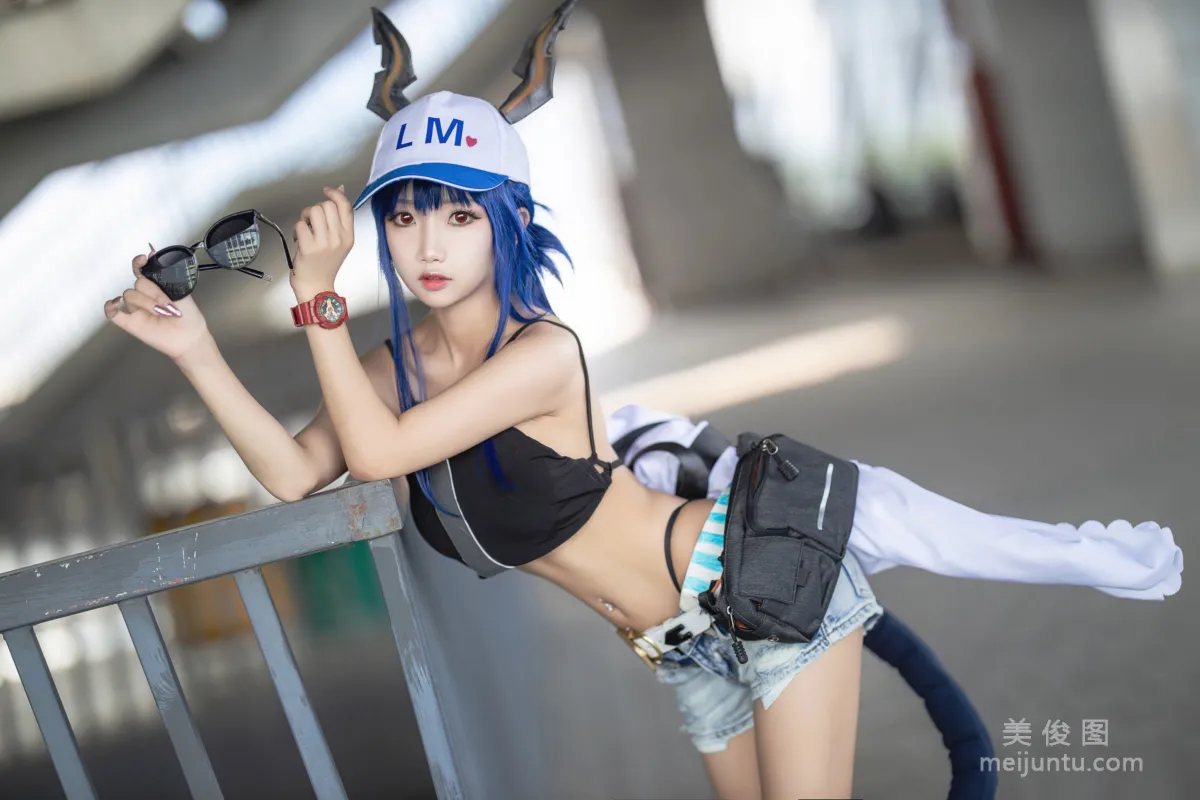 [美女Coser] 鬼畜瑶 《女游客c》 写真集4